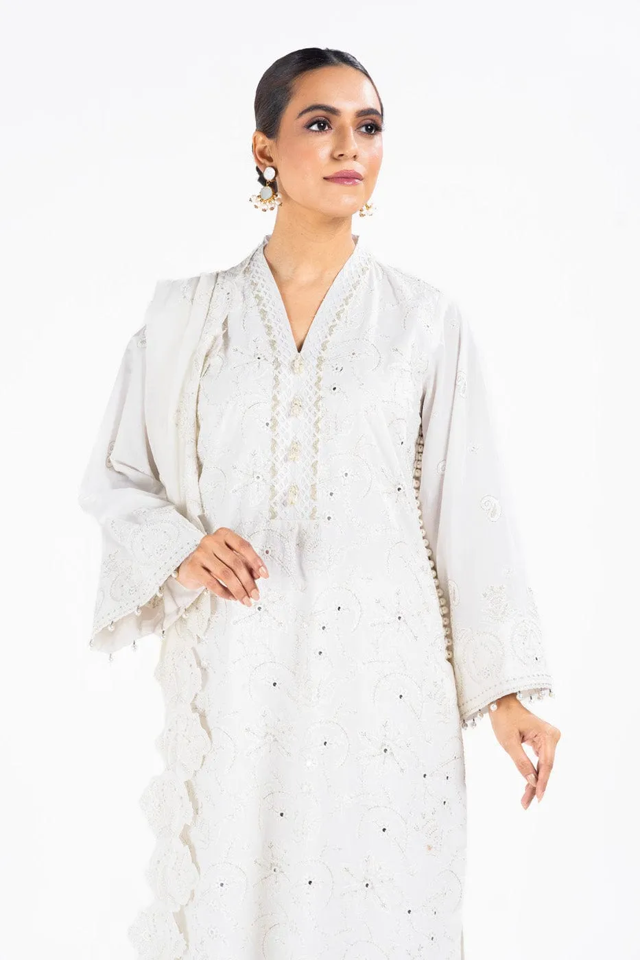 4 Pc Embroidered Lawn Shirt With Embroidered Poly Chiffon Dupatta