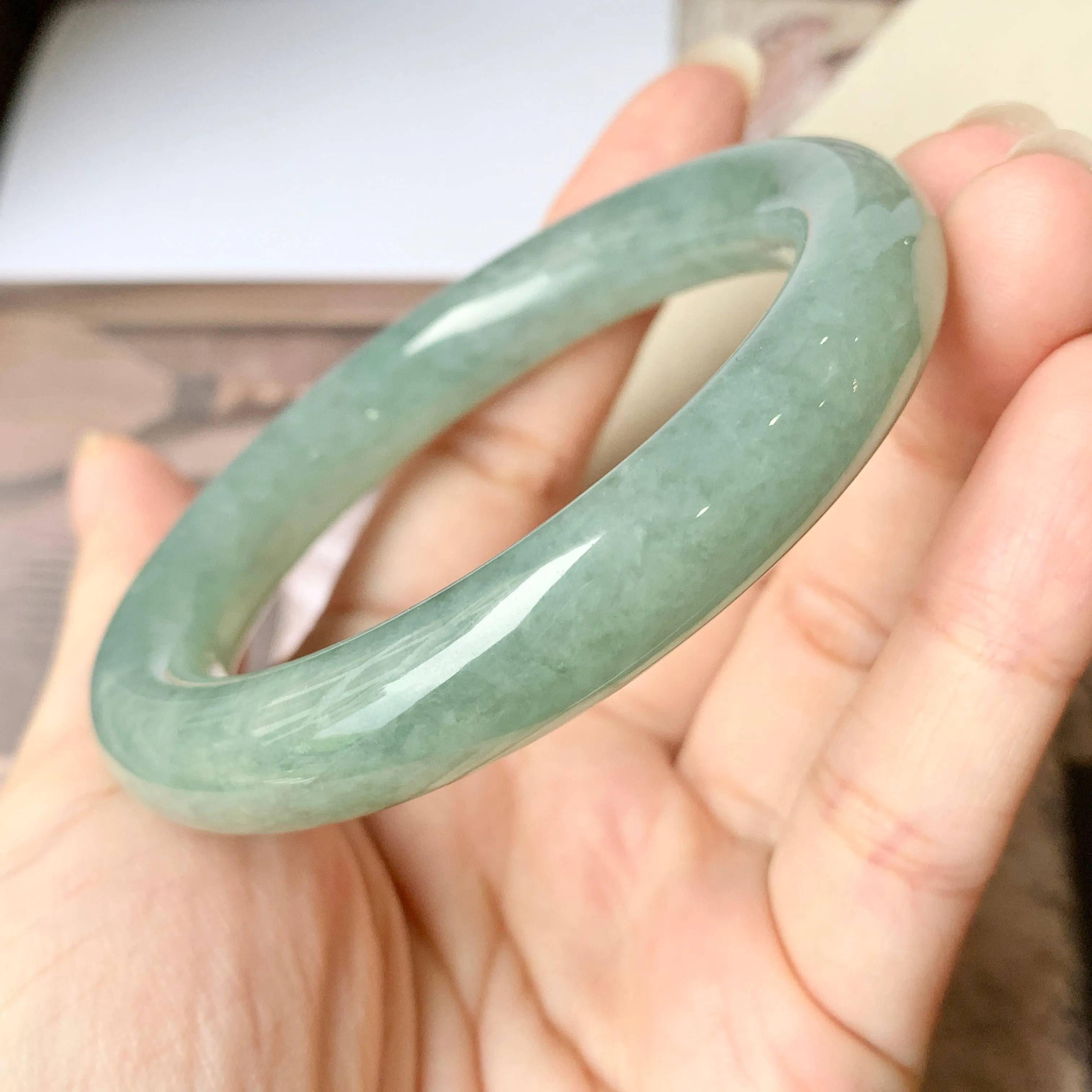 53.9mm A-Grade Green Jadeite Traditional Round Bangle No.151760