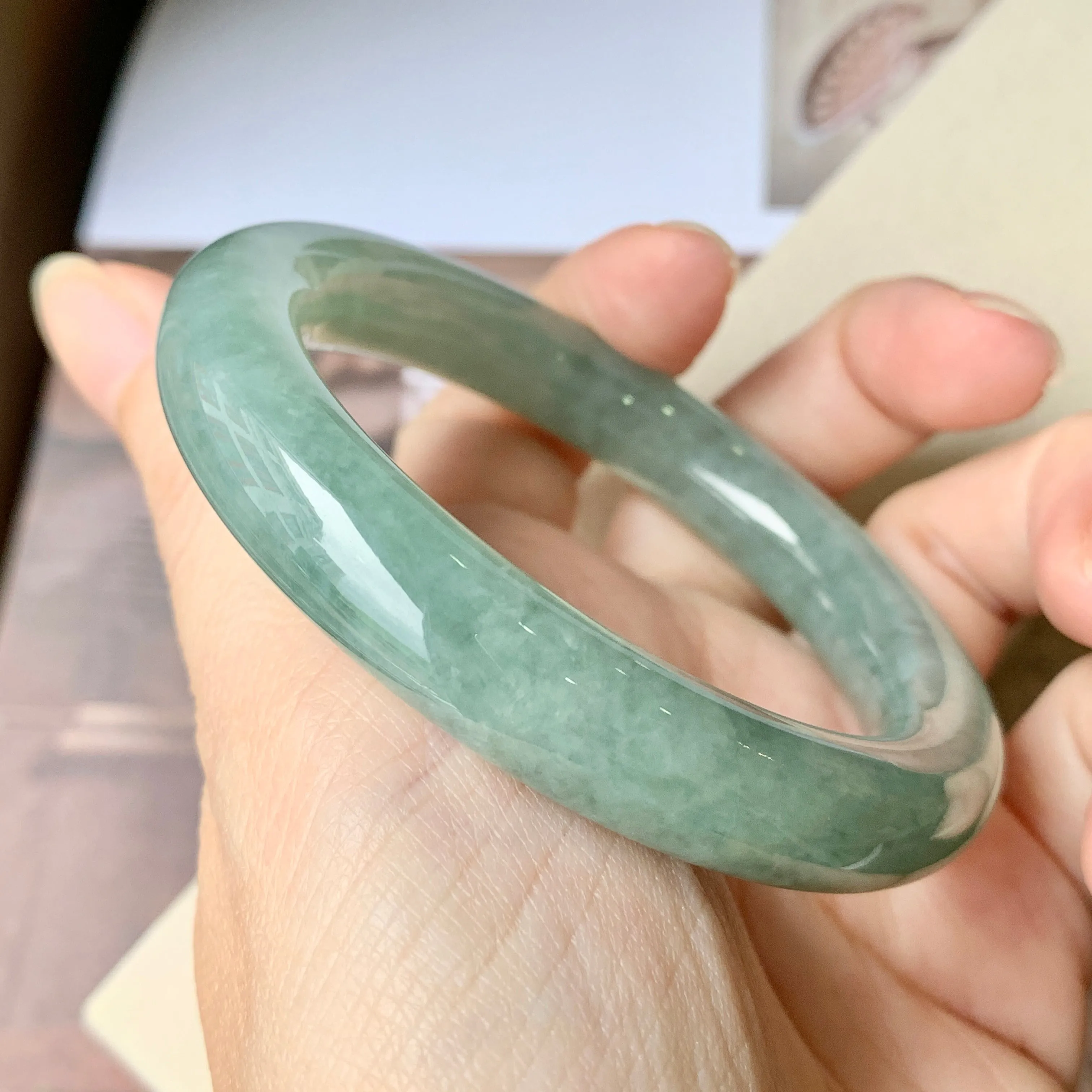 53.9mm A-Grade Green Jadeite Traditional Round Bangle No.151760