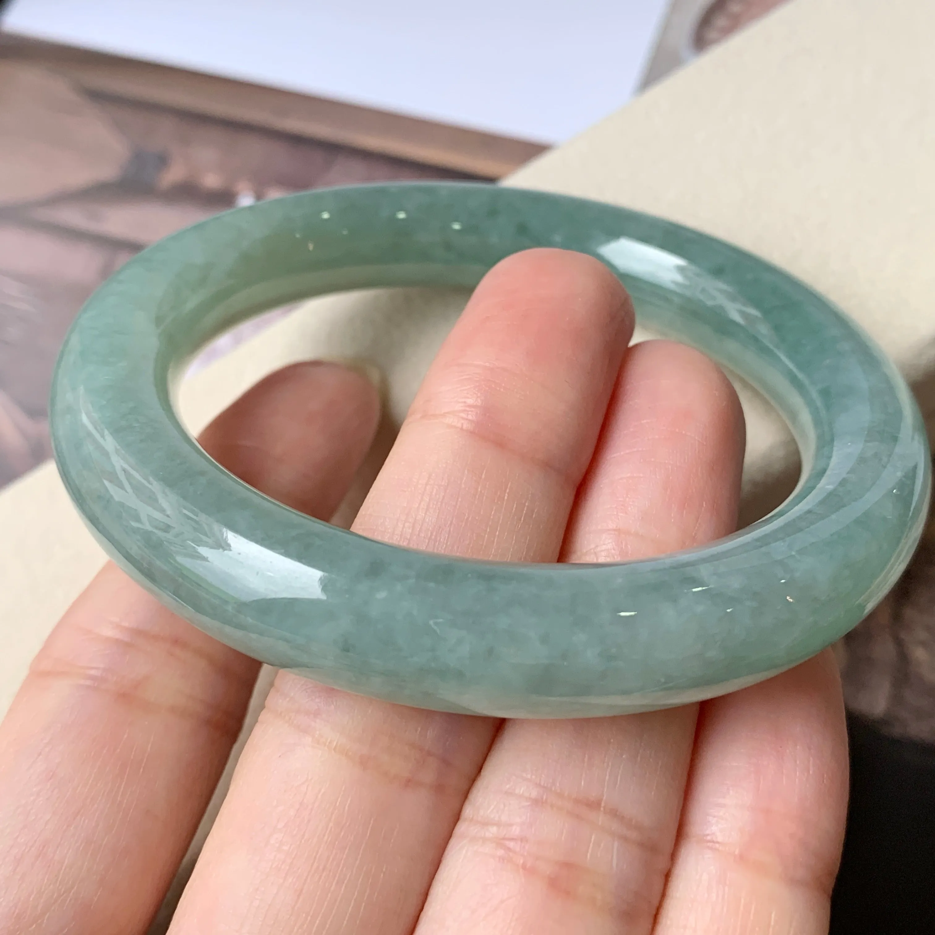 53.9mm A-Grade Green Jadeite Traditional Round Bangle No.151760