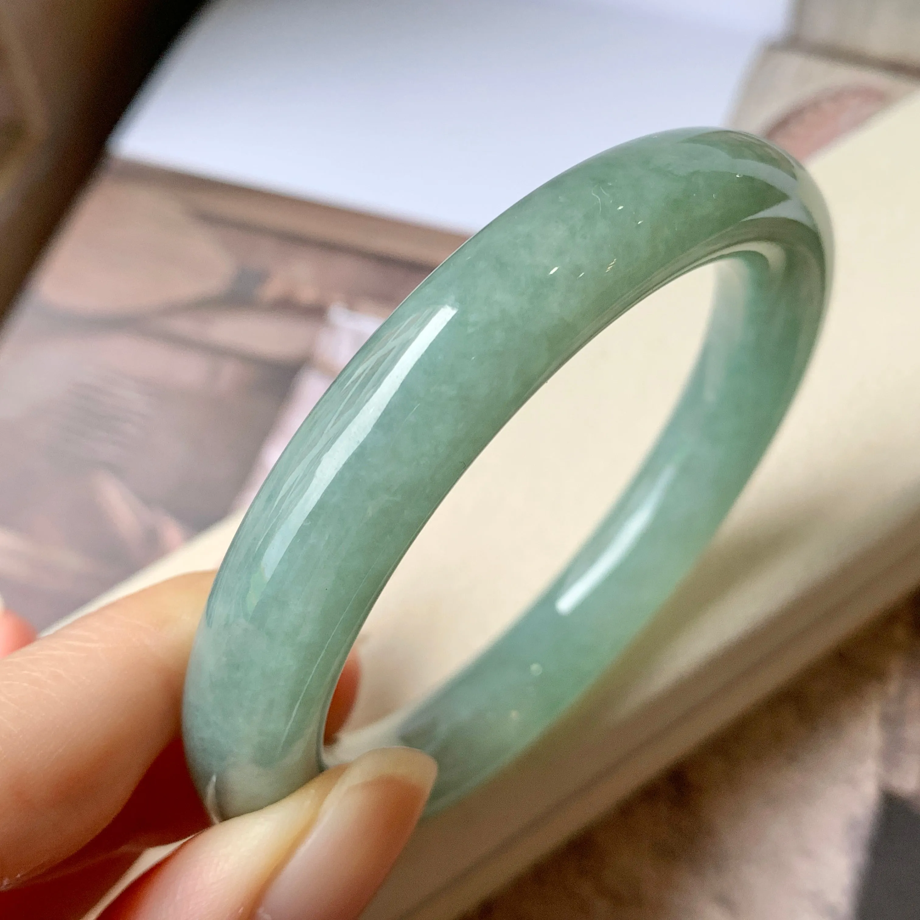 53.9mm A-Grade Green Jadeite Traditional Round Bangle No.151760