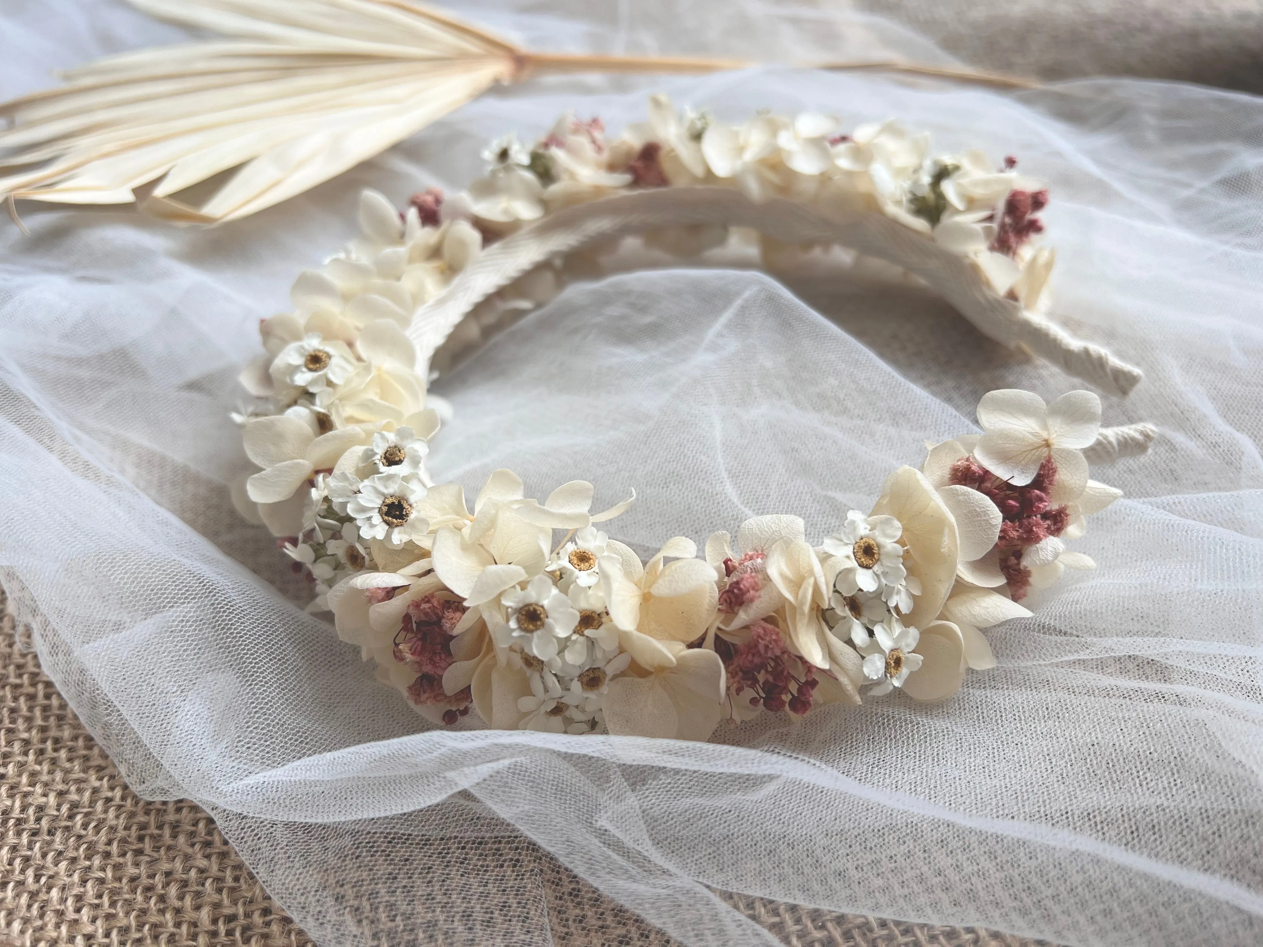 Boho Bridal Flower Crown, Whimsical Pastel Floral Headband, Summer Bridal Dried Flower Headpiece, Hydrangea Daisy Tiara for Brides