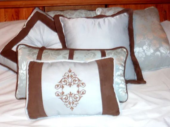 Damask Pillows set o f 3 in Light blue and brown, Pillow sets