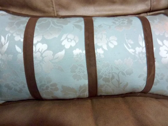 Damask Pillows set o f 3 in Light blue and brown, Pillow sets