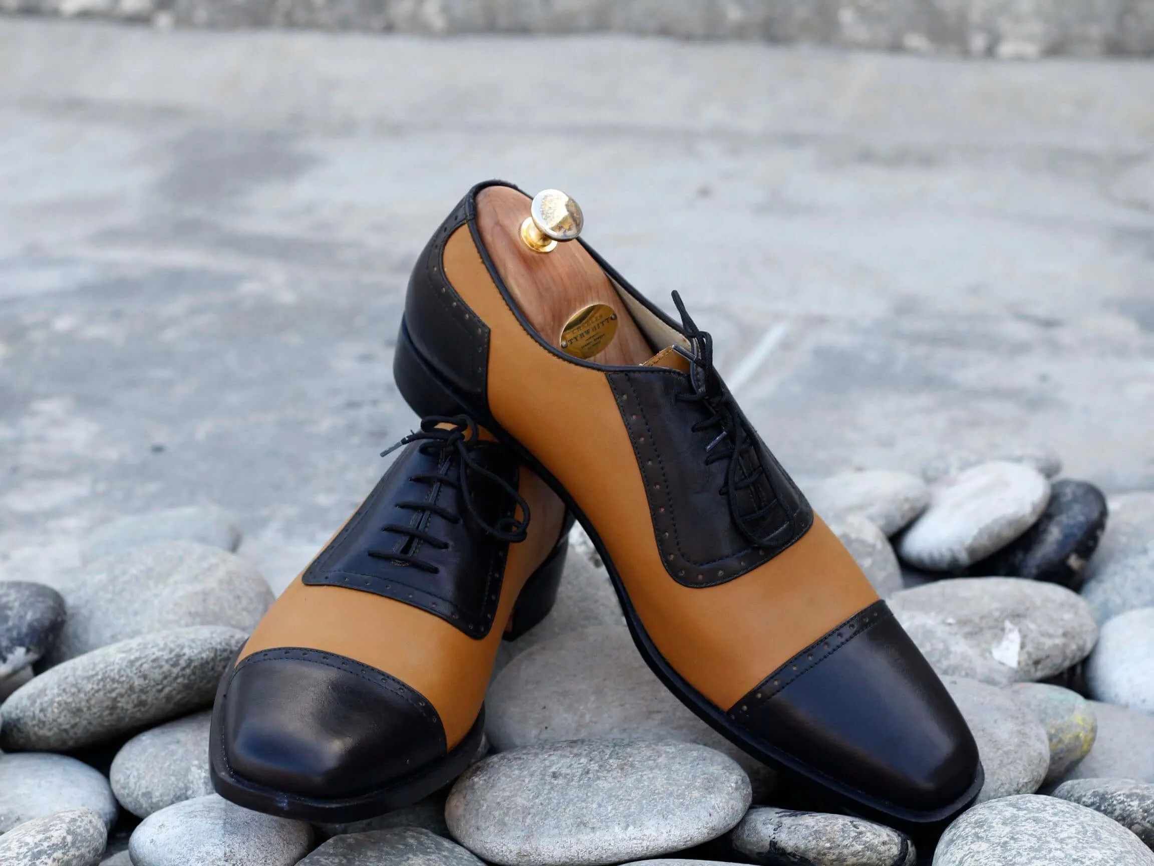 Handmade Men's Two Tone Tan Black Leather Cap Toe Lace Up Shoes, Men Designer Dress Formal Luxury Shoes