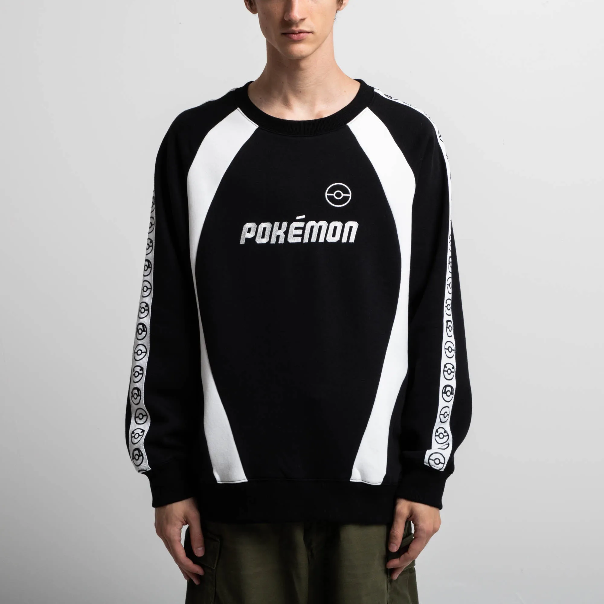 Poké Ball & Logo Black Crew Neck Black Sweater